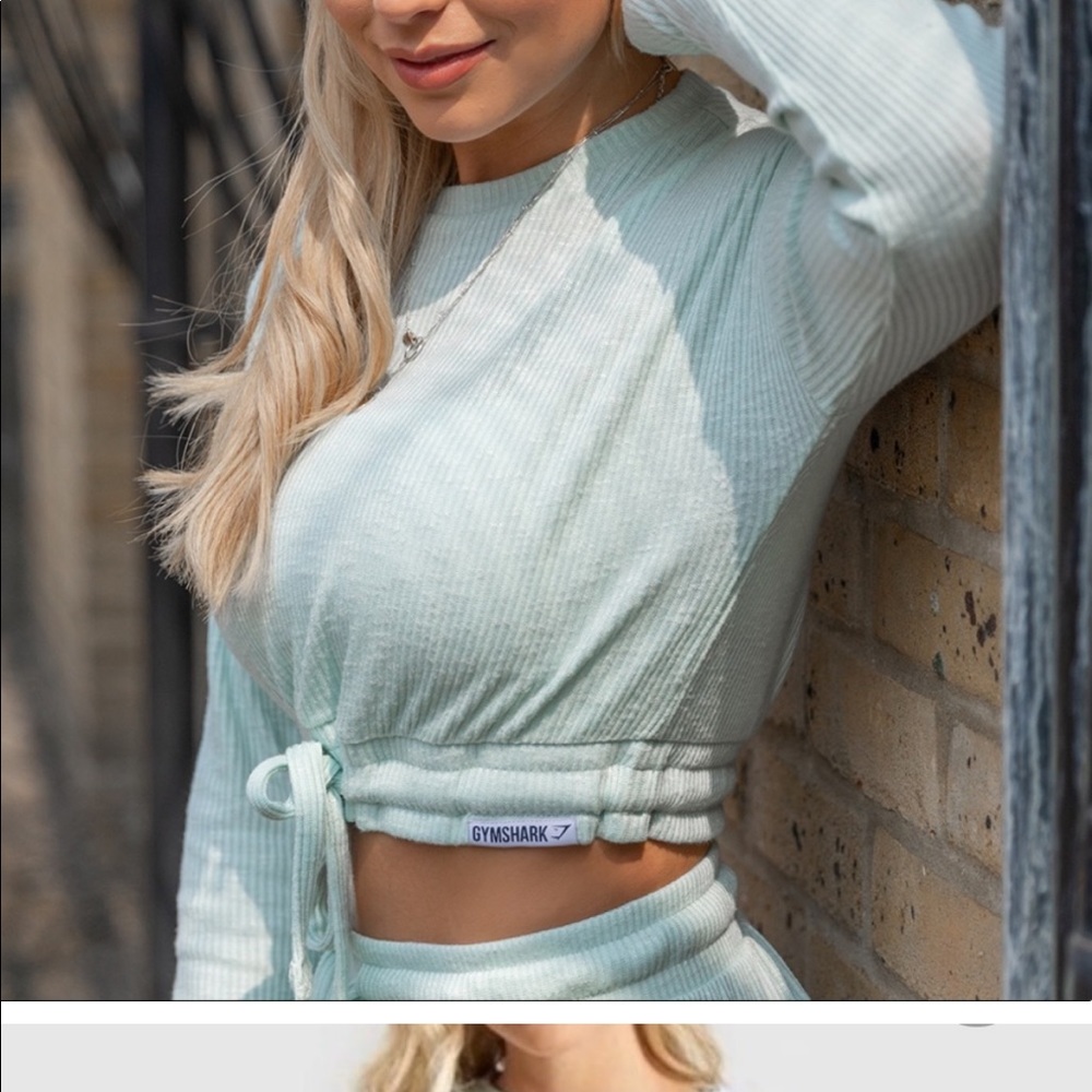 Gym Shark relaxed sweater
